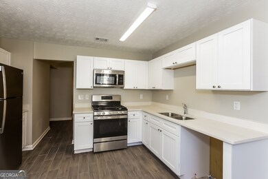 6730 Greenbower Ln, Atlanta, GA 30349 - photo 4