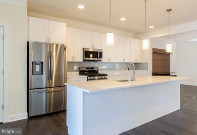 6934 Stoddert Ln, Landover, MD 20785 - photo 6