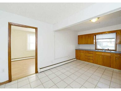 1896 W Shore Rd unit Back, Warwick, RI 02889 - photo 7