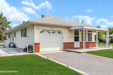 10 Barbuda St, Toms River, NJ 08757 - photo 2