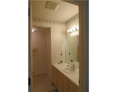 Master Bath/Spa.