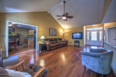 7012 Catalpa Springs Dr, Louisville, KY 40228 - photo 6