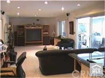 Family Room Off Kitchen