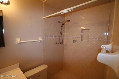 2623 Kenwood Dr E, Jacksonville, FL 32210 - photo 5