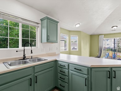 2119 N Aurora Way unit F, Saratoga Springs, UT 84045 - photo 6