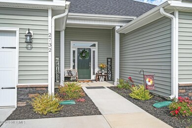 4-web-or-mls-2732 Luna Lane-00004