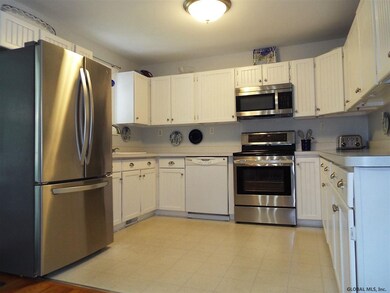 155 Horstman Dr, Schenectady, NY 12302 - photo 7