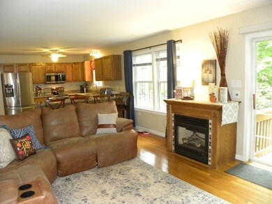 11 Westview Dr, Charlton, MA 01507 - photo 3
