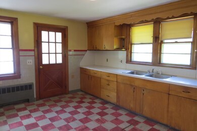 404 Main St, Bridgewater, MA 02324 - photo 5