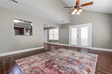 249 Forest Hill Dr, Lexington, KY 40509 - photo 4