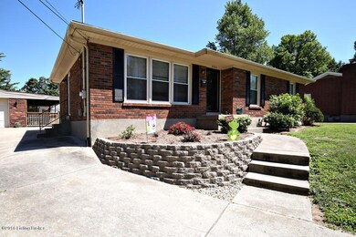 8303 Saint Armands Ct, Louisville, KY 40219 - photo 4