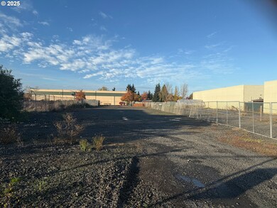 3939 Cross St, Eugene, OR 97402 - photo 5