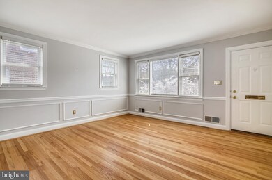 4912 Gateway Terrace, Halethorpe, MD 21227 - photo 6