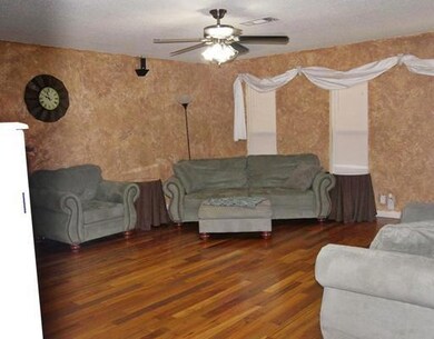 Den/Family/Great Room.