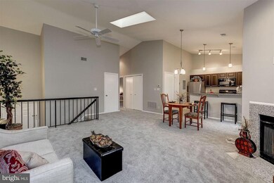 12891 Grays Pointe Rd unit C, Fairfax, VA 22033 - photo 7