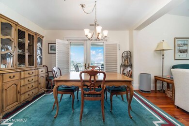 006_Dining Room