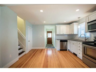 111 Connection St, Newport, RI 02840 - photo 4