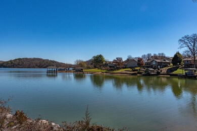 Ext Lake View
