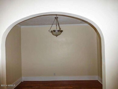 7-dining room (1 of 1)