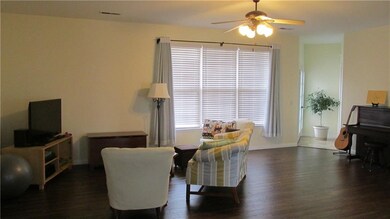 308 NW Saddlebrook Dr, Bentonville, AR 72712 - photo 4