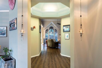 913 Providence St, Denton, TX 76205 - photo 3