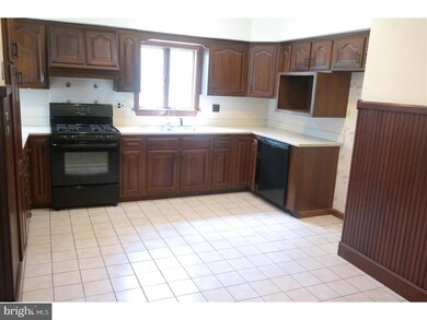 9 N Scott Ave, Glenolden, PA 19036 - photo 5