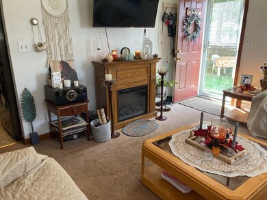 637 Springfield St unit 639, Feeding Hills, MA 01030 - photo 3