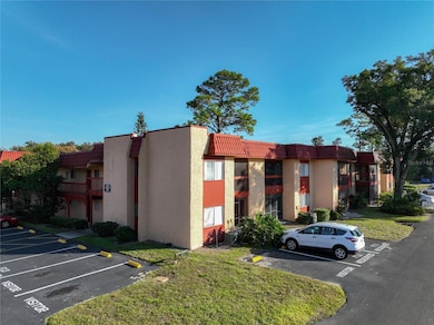 2860 N Powers Dr unit 10, Orlando, FL 32818 - photo 3