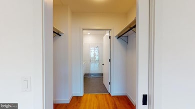 Chapman Stables unit 235, Washington, DC 20001 - photo 7