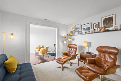 Bay View Terrace unit 14C, Milwaukee, WI 53207 - photo 3