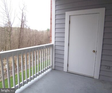 9114 Groffs Mill Dr, Owings Mills, MD 21117 - photo 7