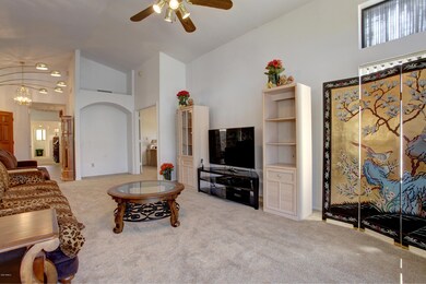 Living room 4