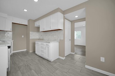 1711 Northridge Rd, Columbus, OH 43224 - photo 7