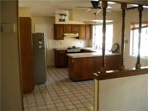 10609 Quezada Ave, El Paso, TX 79935 - photo 6