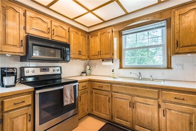 4752 Halsey St, Shawnee, KS 66216 - photo 6