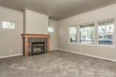 1554 NW Ivy Ave, Redmond, OR 97756 - photo 5