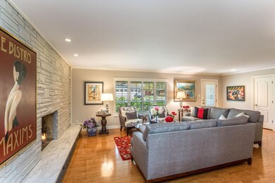 3711 E Elm-5