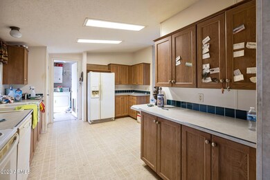 MCMILLAN KITCHEN 2