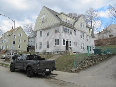 36 Paine St, Worcester, MA 01605 - photo 5