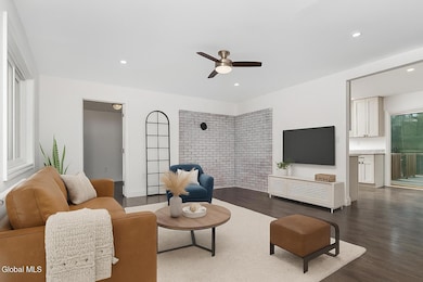 547 Middle Grove Rd, Middle Grove, NY 12850 - photo 3