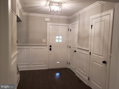 201 Greenbriar Ln, Havertown, PA 19083 - photo 3