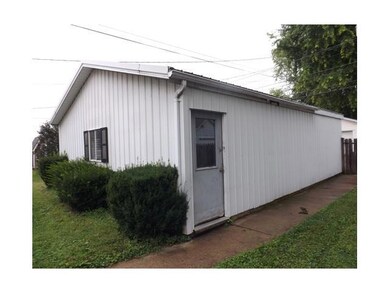 1070 W Hunter St, Logan, OH 43138 - photo 4