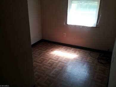 5112 Farr Ave, Lorain, OH 44055 - photo 5