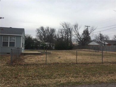 1701 N Louisa Ave, Shawnee, OK 74804 - photo 5