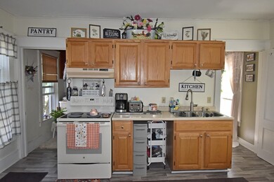 182 State St, Rutland, VT 05701 - photo 7