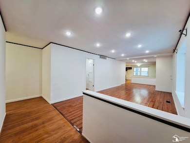 48050 Hull Rd, van Buren Township, MI 48111 - photo 3