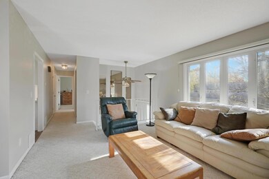 10471 Yorktown Ln N, Maple Grove, MN 55369 - photo 5