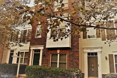 42808 Flannigan Terrace, Chantilly, VA 20152 - photo 3