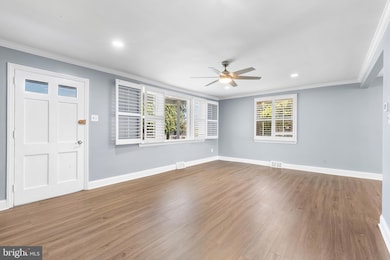 343 Sugartown Rd unit A, Wayne, PA 19087 - photo 2