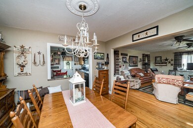 115 Center St, Madison Heights, VA 24572 - photo 7